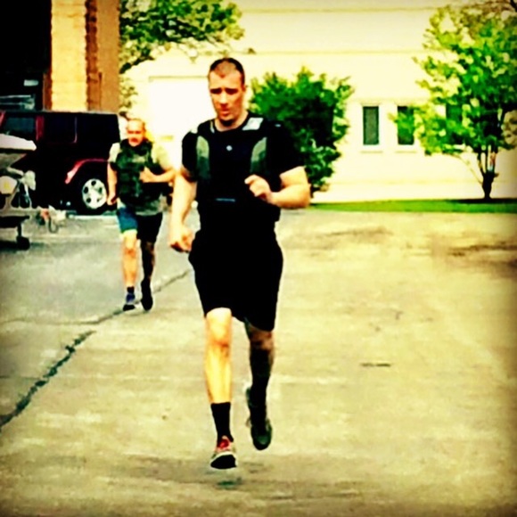 Meet your Posher, Victor - Picture 3 of 3